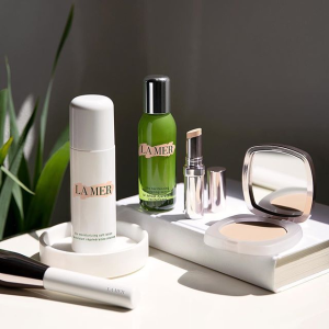 with any purchase @ La Mer