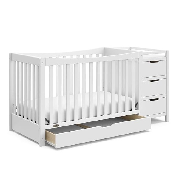 Graco Remi 4-in-1 Convertible Crib and Changer, White, Easily Converts to Toddler Bed Day Bed or Full Bed, Three Position Adjustable Height Mattress, Some Assembly Required (Mattress Not Included)