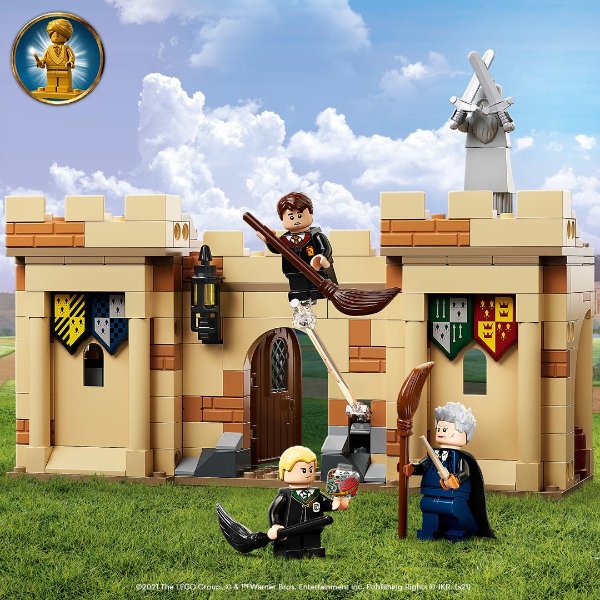 Hogwarts™: First Flying Lesson 76395 | Harry Potter™ | Buy online at the Official LEGO® Shop US