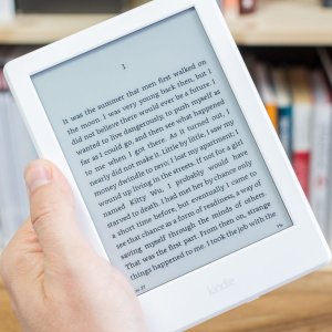 Kindle E-reader 6" Touchscreen Display