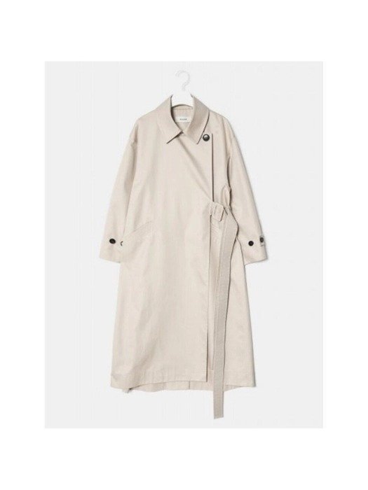 Oversized Trench Coat in Ivory