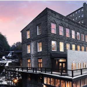 Groupon Ledges Hotel in Hawley, PA Holiday Sale