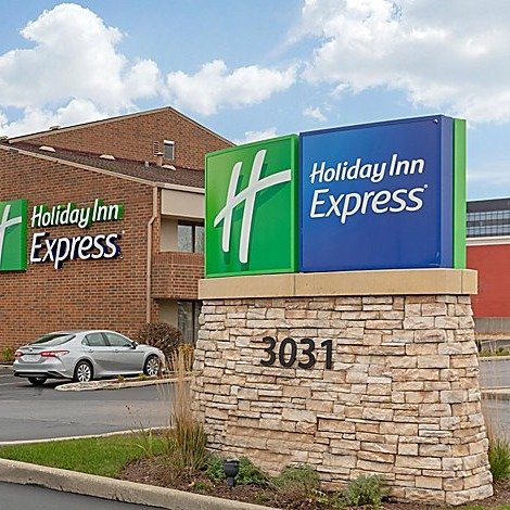 Holiday Inn Express : Chicago-Downers Grove