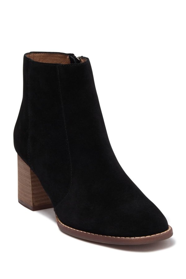 Bryce Suede Chelsea Boot
