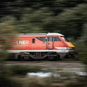 LNER 超低价火车票 春季出游超大羊毛 伦敦爱堡往返仅£36