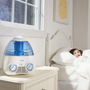 Vicks Starry Night Cool Moisture Humidifier, Vicks Humidifier for Bedrooms, Baby, Kids Rooms, Light Up Star Display, 1 Gallon With Auto Shut-Off 24 Hours of Moisturizing, Use With Menthol VapoPads @ Amazon