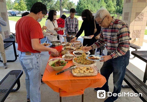 Potluck_20.jpg