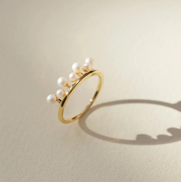 王冠珍珠戒指