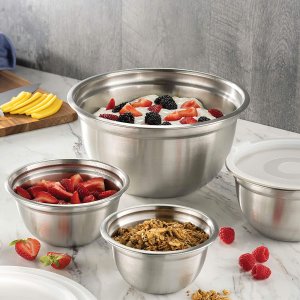 FineDine Premium Stainless Steel Mixing Bowls with Airtight Lids (Set of 5)
