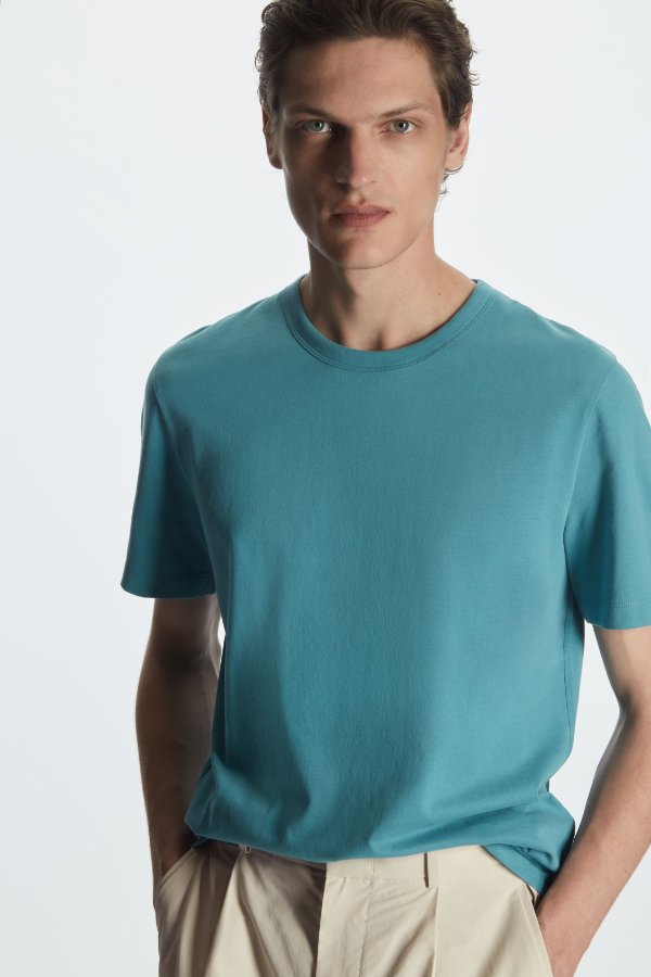 REGULAR-FIT MID-WEIGHT BRUSHED T-SHIRT - TURQUOISE - T-shirts - COS