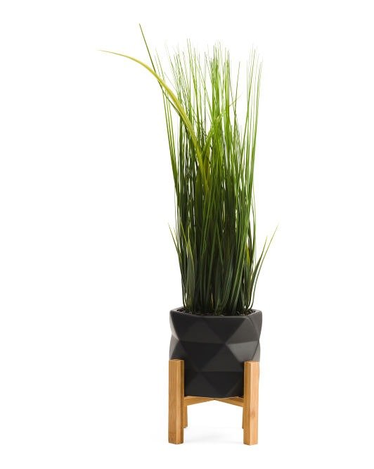 24in Faux Grass In Geo Pot With Stand