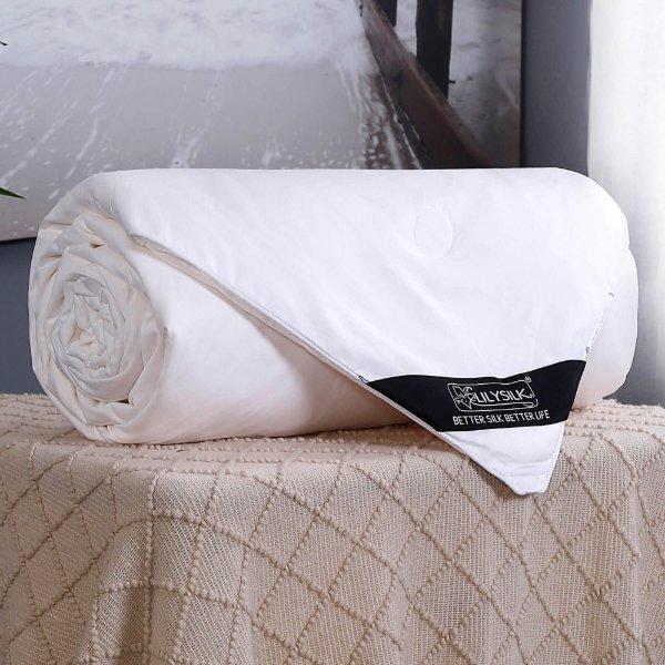 Summer Cotton Covered Light Weight Silk Comforter
