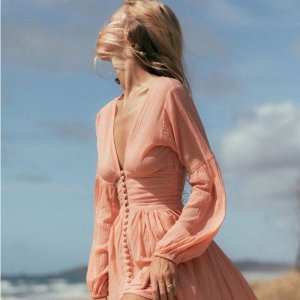 AliExpress 夏季美裙热卖 印花长裙，宽松沙滩裙$9.9