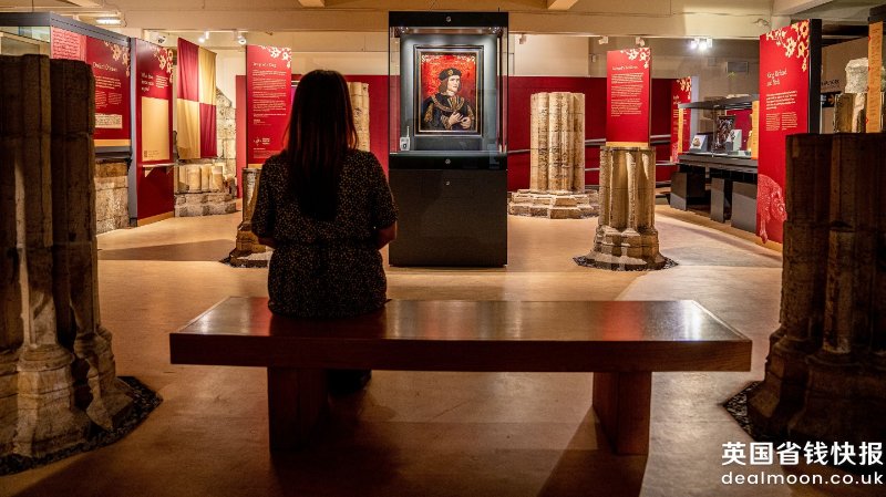 Richard-III-COMING-HOME-at-Yorkshire-Museum.-Photography-by-Charlotte-Graham-2-scaled