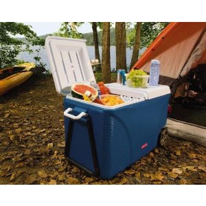 Rubbermaid FG2C0902MODBL Extreme 5-Day Wheeled Ice Chest/Cooler, 75-Quart, Blue