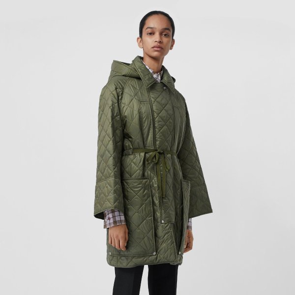 Lightweight Diamond Quilted Hooded Coat