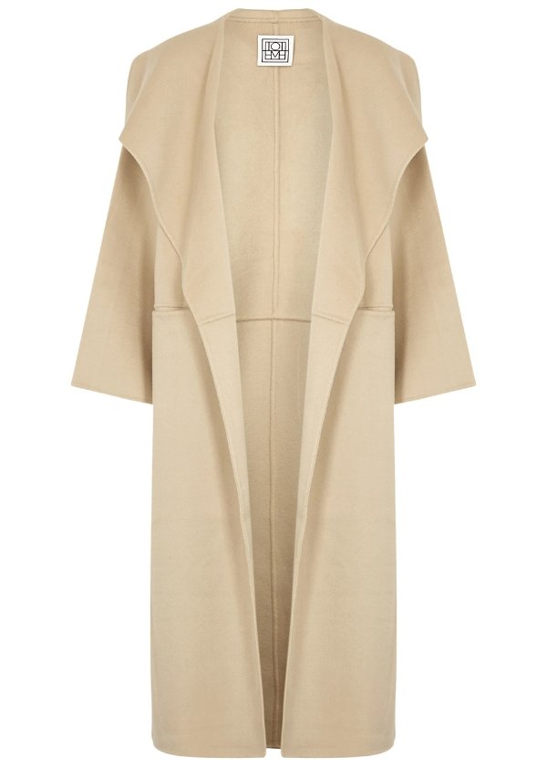 Sand wool and cashmere-blend coat