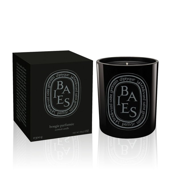 - Black Baies Scented Candle (300g)