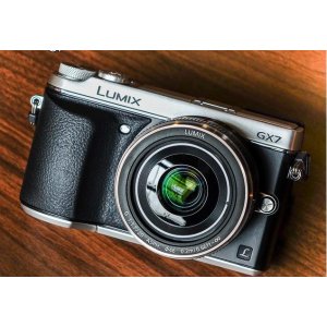Panasonic Lumix DMC-GX7 Mirrorless Digital Camera Kit with Lumix G Vario 14-42mm/F3.5-5.6 Lens, Silver - With FREE Adorama $250 Gift Card