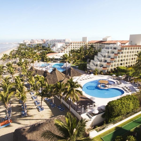  4星  巴塞罗新巴亚尔塔度假酒店- 墨西哥，巴亚尔塔港