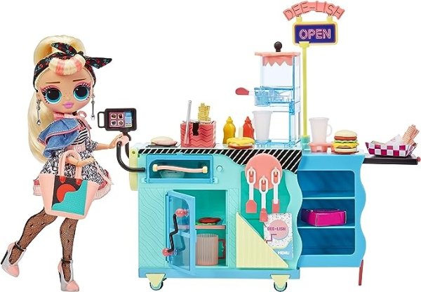 OMG to-Go Diner Playset with 45+ Surprises- Miss Sundae Exclusive Fashion Doll with Color Change Features Including Accessories, Holiday Toy , Great Gift for Kids Ages 4 5 6+ Years