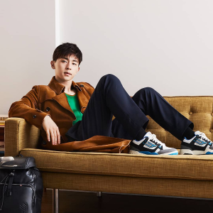 Men‘s Clothing & Shoes @ Bally