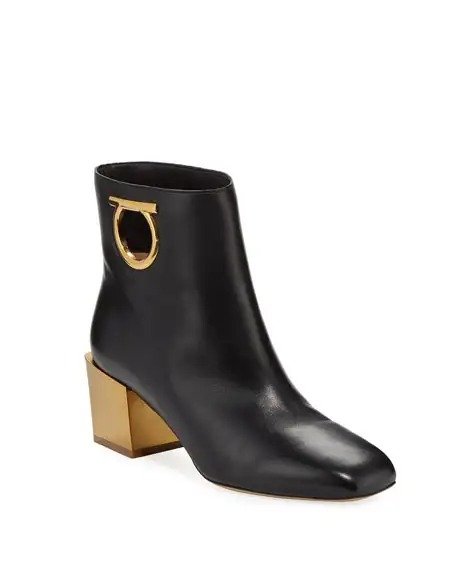 Gancio Leather Ankle Booties