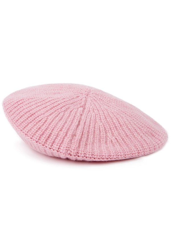 粉色贝雷帽