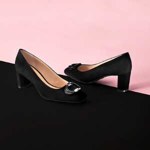 Last Day: The Stuart Weitzman Outlet New styles at up to 70% off