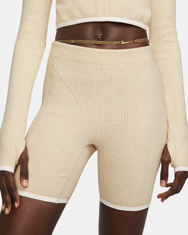 x Jacquemus Women's Shorts..com