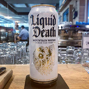 Liquid Death 独特铝罐包装矿泉水