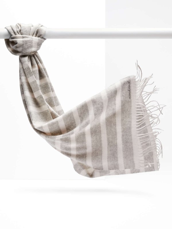 Cashmere scarf, light grey -