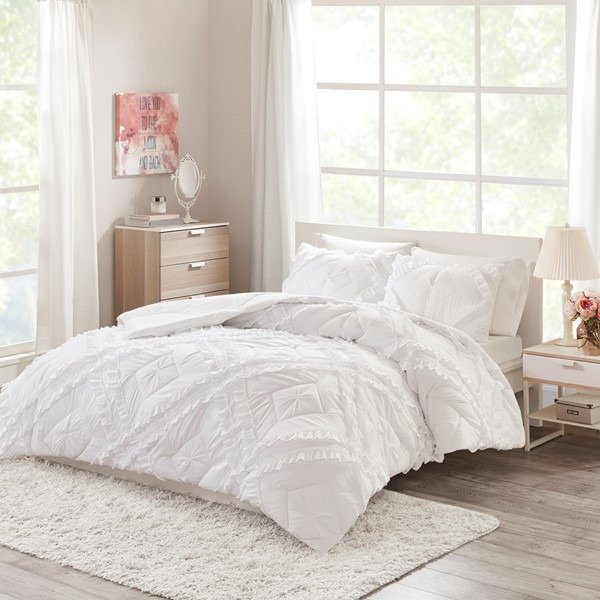 Kacie Solid Coverlet Set With Tufted Diamond Ruffles By Intelligent Design - Designer Living