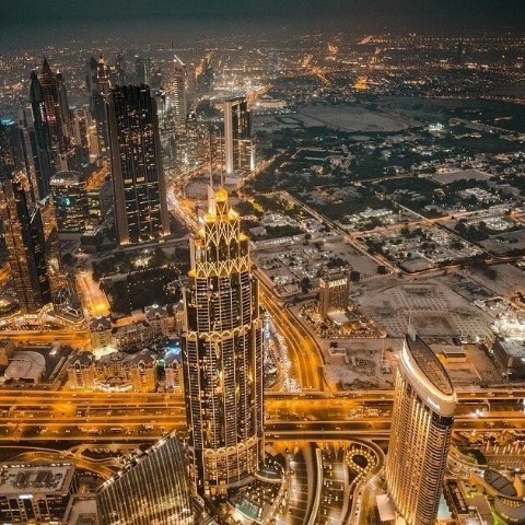 6 Nights From $1399DISCOVER DUBAI AND ABU DHABI