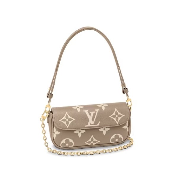 Products by Louis Vuitton: Wallet On Chain Ivy