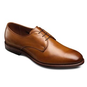 Men's Thomastown Plain Toe Dress Shoe in Walnut or Brown