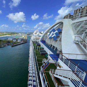 Last-Minute Cruise Deals