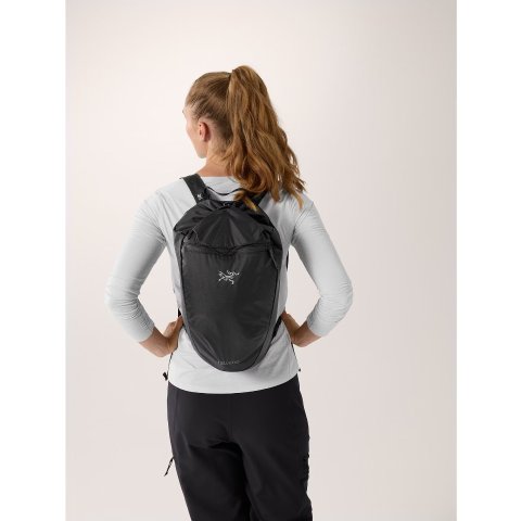 希少！廃盤品 新品　ARC’TERYX ／HELIAD 10L BACKPACK Arc'teryx Heliad 10 Backpack | Compact Efficient Pack for