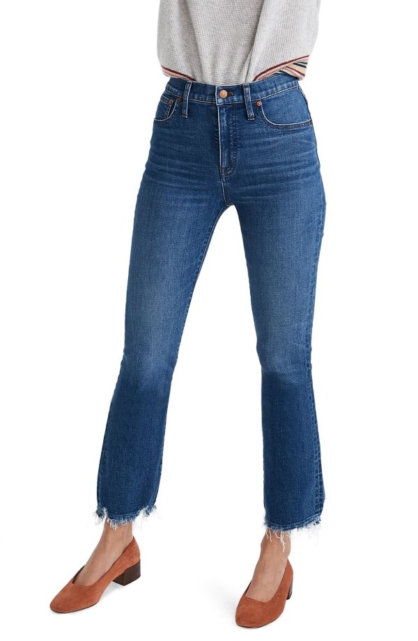 Cali Demi Bootcut Fray Hem Crop Jeans (Regular & Plus Size)