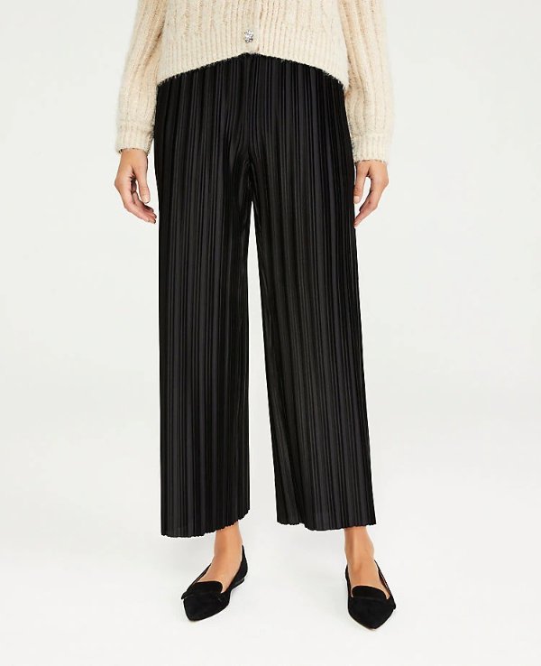 The Pleated Pull On Pant | Ann Taylor