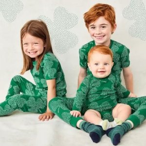 Carter's官网 St. Patrick's Day 绿色系童装上新 春意盎然