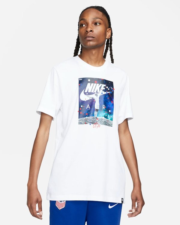 Megan Rapinoe USWNT Photo Men's Nike Soccer T-Shirt. Nike.com