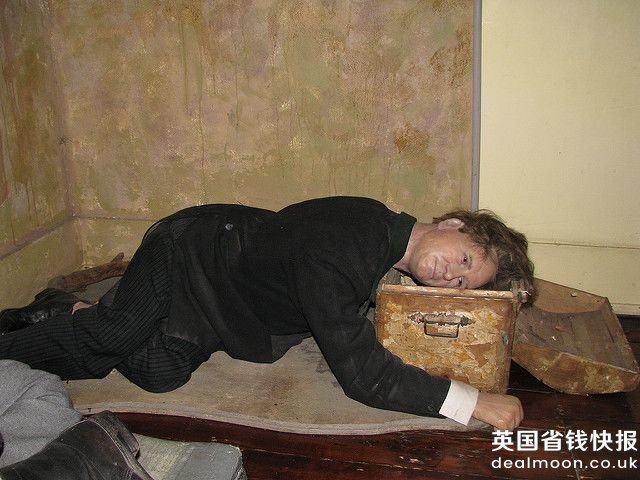 Sherlock_Holmes_Museum_waxwork_figure3_Jos_Mara_Mateos