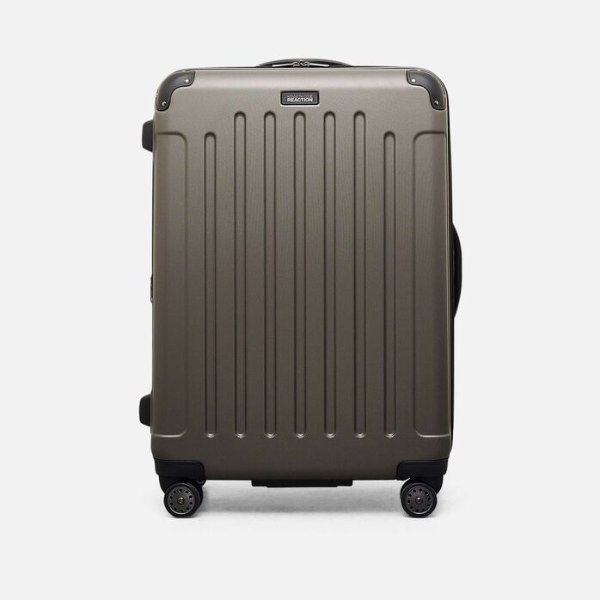 Renegade 28 Inch Expandable Upright Suitcase