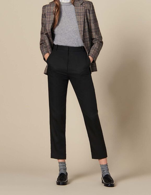 Fitted pants with pin tuck pleats