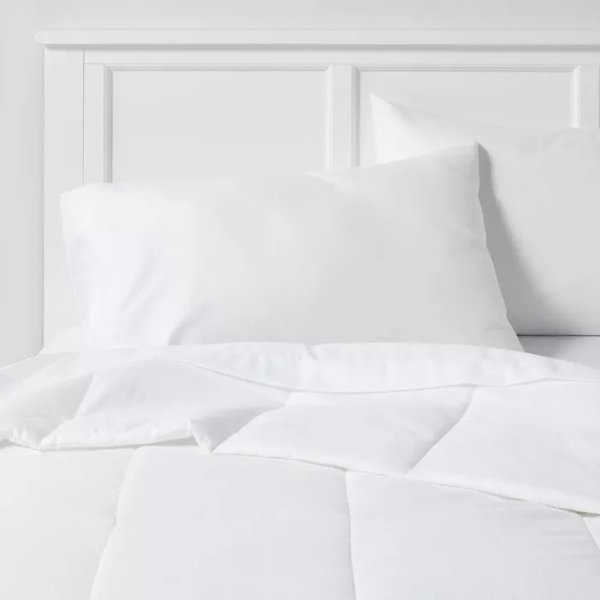 King All Season Comforter Insert White - Room Essentials