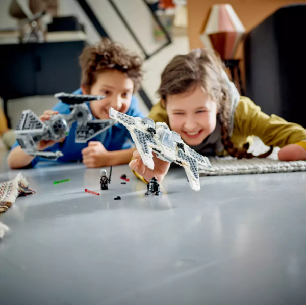 LEGO星战系列曼达洛尖牙战斗机 vs. TIE 拦截机75348