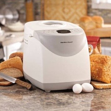 HomeBaker 2 Pound Automatic Breadmaker with Gluten Free Setting | Model# 29881