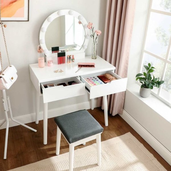White Makeup Vanity Set with lights