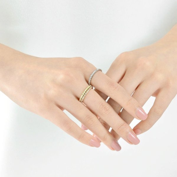 18K White Gold Diamond Ring | Chow Sang Sang Jewellery eShop